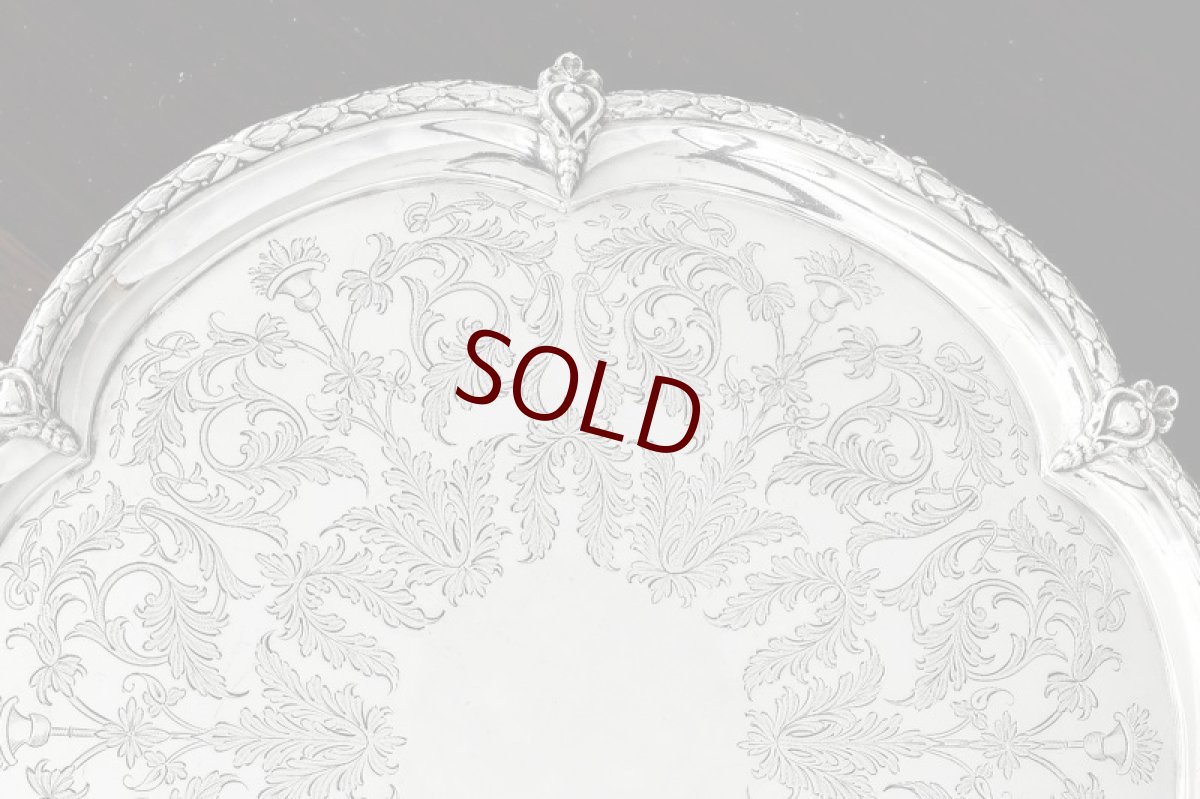 画像3: 純銀製（925）1883年　ケルティック　あざみと葉の手彫り彫刻　26cmサルヴァ (3)