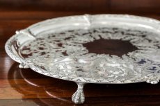 画像6: 純銀製（925）1883年　ケルティック　あざみと葉の手彫り彫刻　26cmサルヴァ (6)