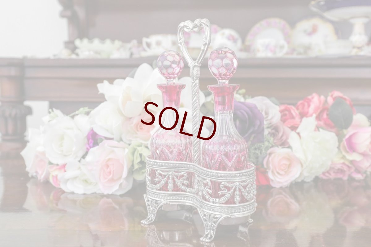 画像2: 純銀製（925）リボンのガーランド、ハートのハンドル　クランベリーグラスのコンディメントセット (2)