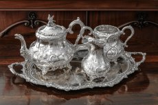 画像7: 純銀製（925）1893年　Martin Hall & Co. お花と果物のエングレービング　トレイ (7)