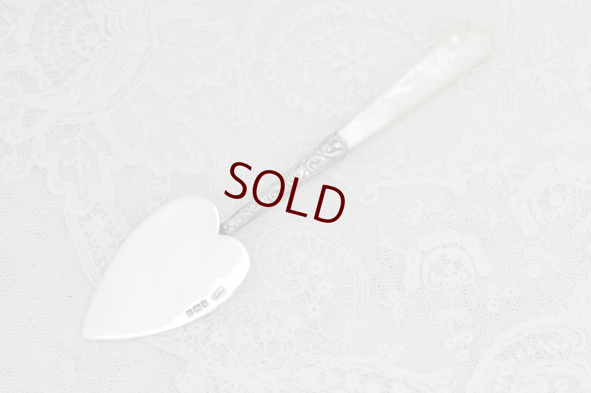 画像7: 純銀製（925）1906年　白蝶貝ハンドル　美装飾　サービングカトラリーセット (7)