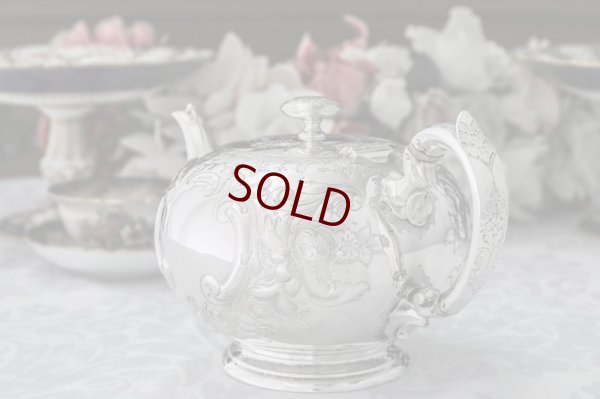 画像3: シルバープレート製　Martin, Hall 作　ヴィクトリアンロココスタイルティーセット