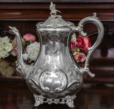 画像2: シルバープレート製　ヴィクトリア時代後期　ルイスタイル　ティー＆コーヒー　4点セット (2)