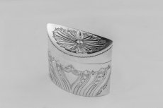 画像6: 純銀製（925）1896年　ハンドチェイス　フルーテッド　ティーキャディー  (6)