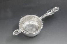 画像3: 純銀製（925）1992年　ロココ調透かし細工　ティーストレイナー＆スタンド (3)