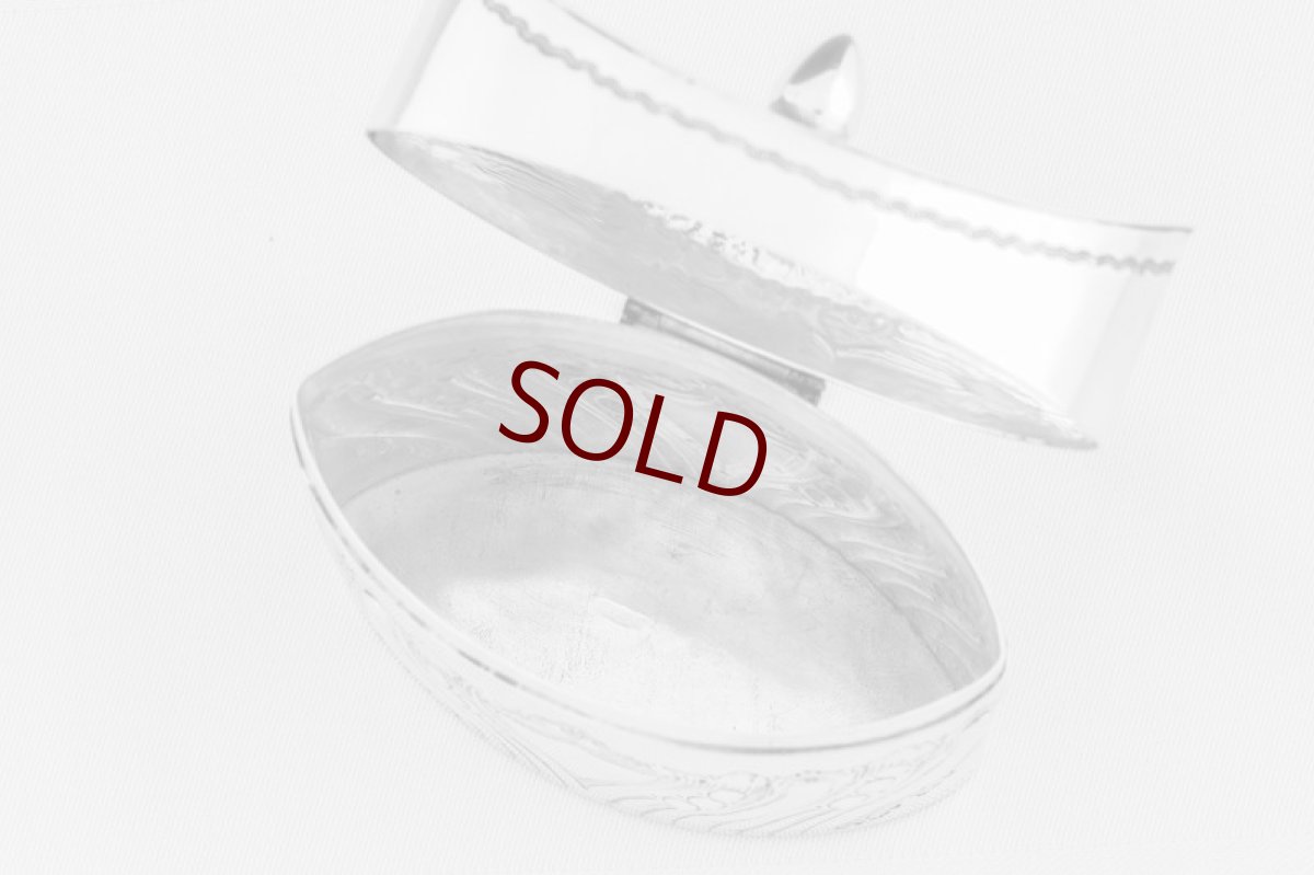 画像8: 純銀製（925）1896年　ハンドチェイス　フルーテッド　ティーキャディー  (8)