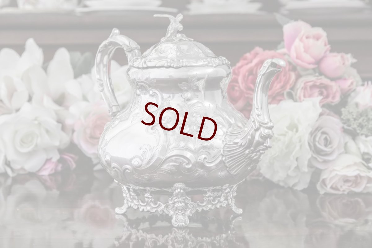 画像5: シルバープレート　ヴィクトリアンロココ　鳥の摘みと薔薇の彫刻　ティーポット (5)