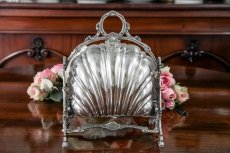 画像2: シルバープレート製　ヴィクトリアン　シェル型　レア薔薇透かし細工　ビスケットウォーマー (2)