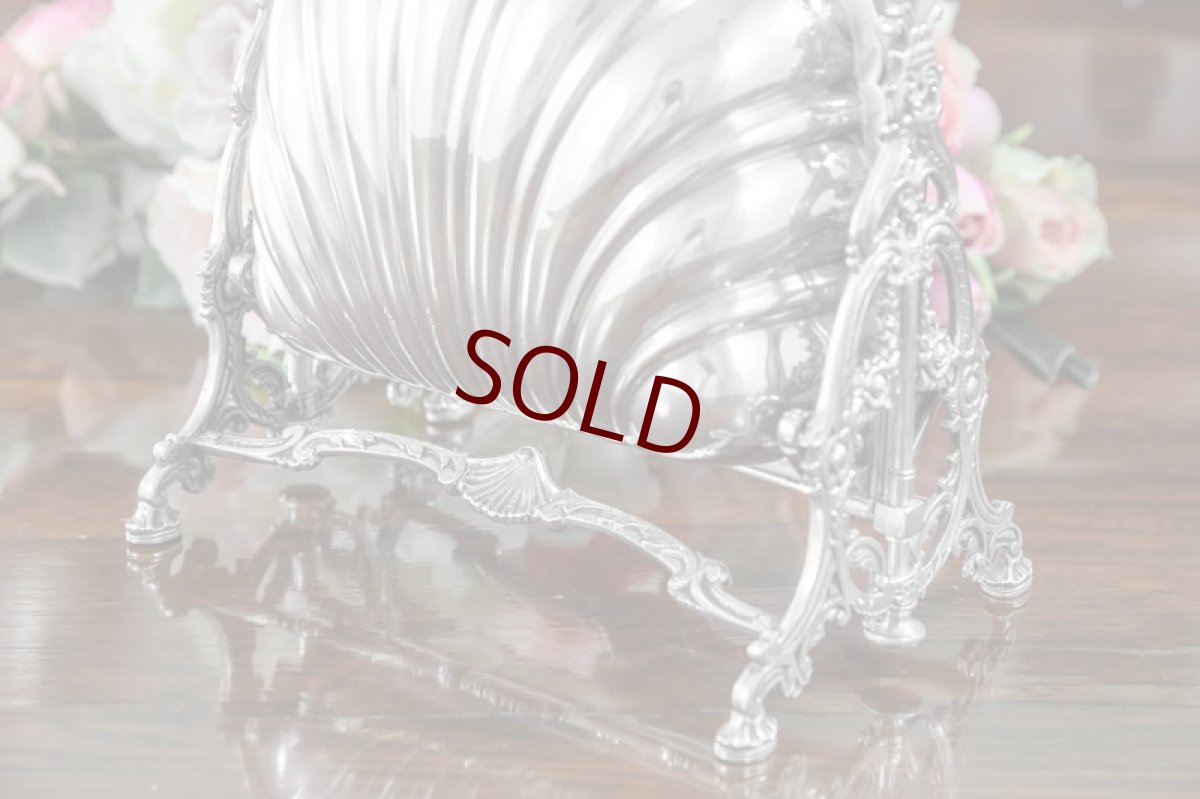 画像6: シルバープレート製　ヴィクトリアン　シェル型　レア薔薇透かし細工　ビスケットウォーマー (6)