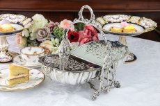 画像14: シルバープレート製　ヴィクトリアン　シェル型　レア薔薇透かし細工　ビスケットウォーマー (14)