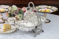 画像15: シルバープレート製　ヴィクトリアン　シェル型　レア薔薇透かし細工　ビスケットウォーマー (15)