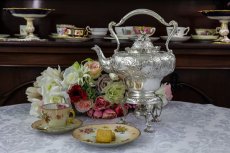 画像1: 純銀製（925）1915年　ロココスタイル　お花の摘み　お花のガーランド　ティーケトル (1)