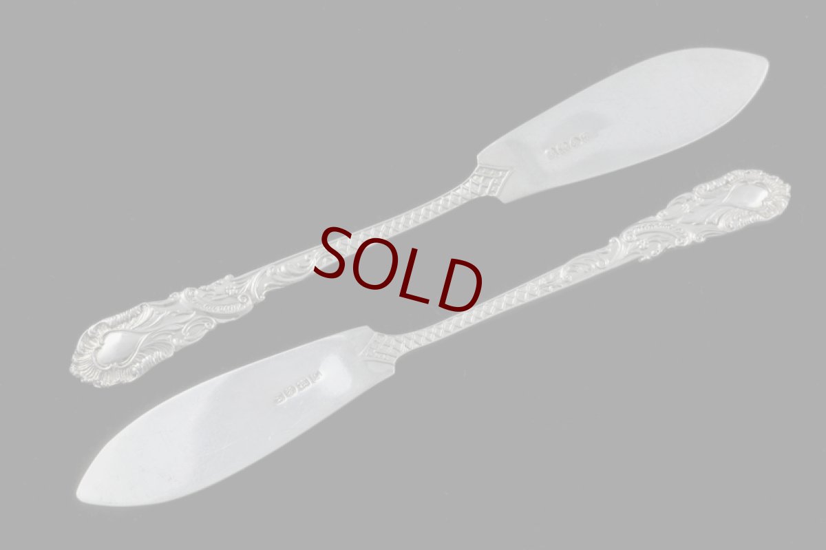 画像4: シルバープレート製　エドウォーディアン　ロココ風　ハンドエングレービング　バターナイフ (4)