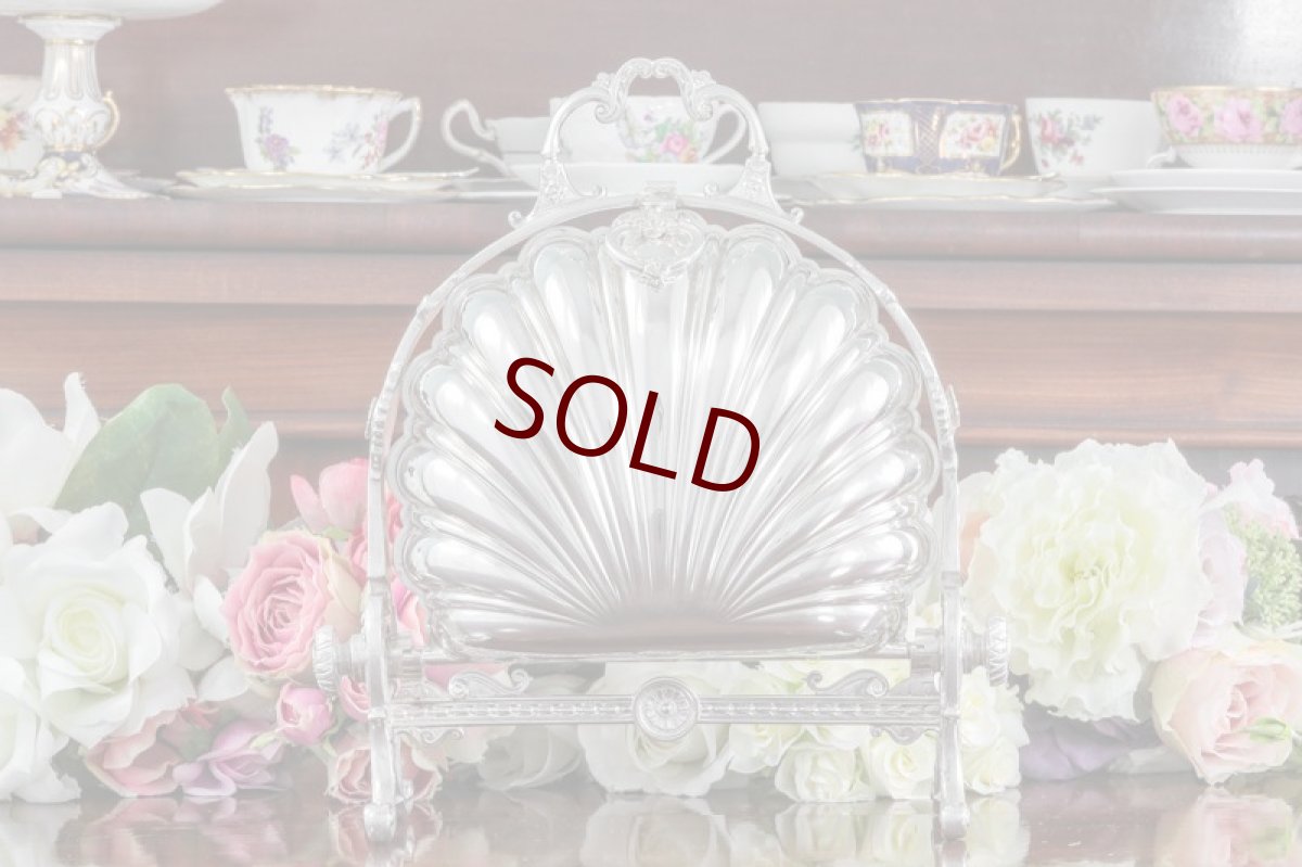 画像2: シルバープレート製　ヴィクトリアン　シェル型　美透かし細工　ビスケットウォーマー  (2)