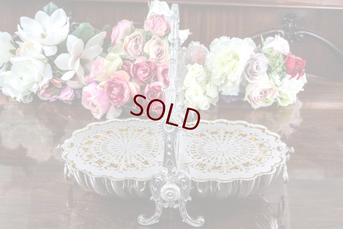 画像10: シルバープレート製　ヴィクトリアン　シェル型　美透かし細工　ビスケットウォーマー  (10)