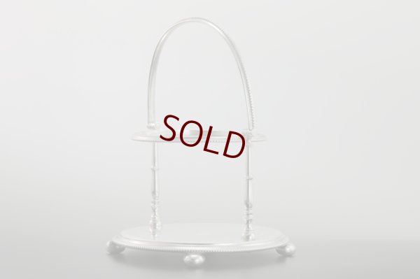 画像4: シルバープレート製　ヴィクトリア時代後期　お花のガーランド　エッチンググラス　ビスケットバレル