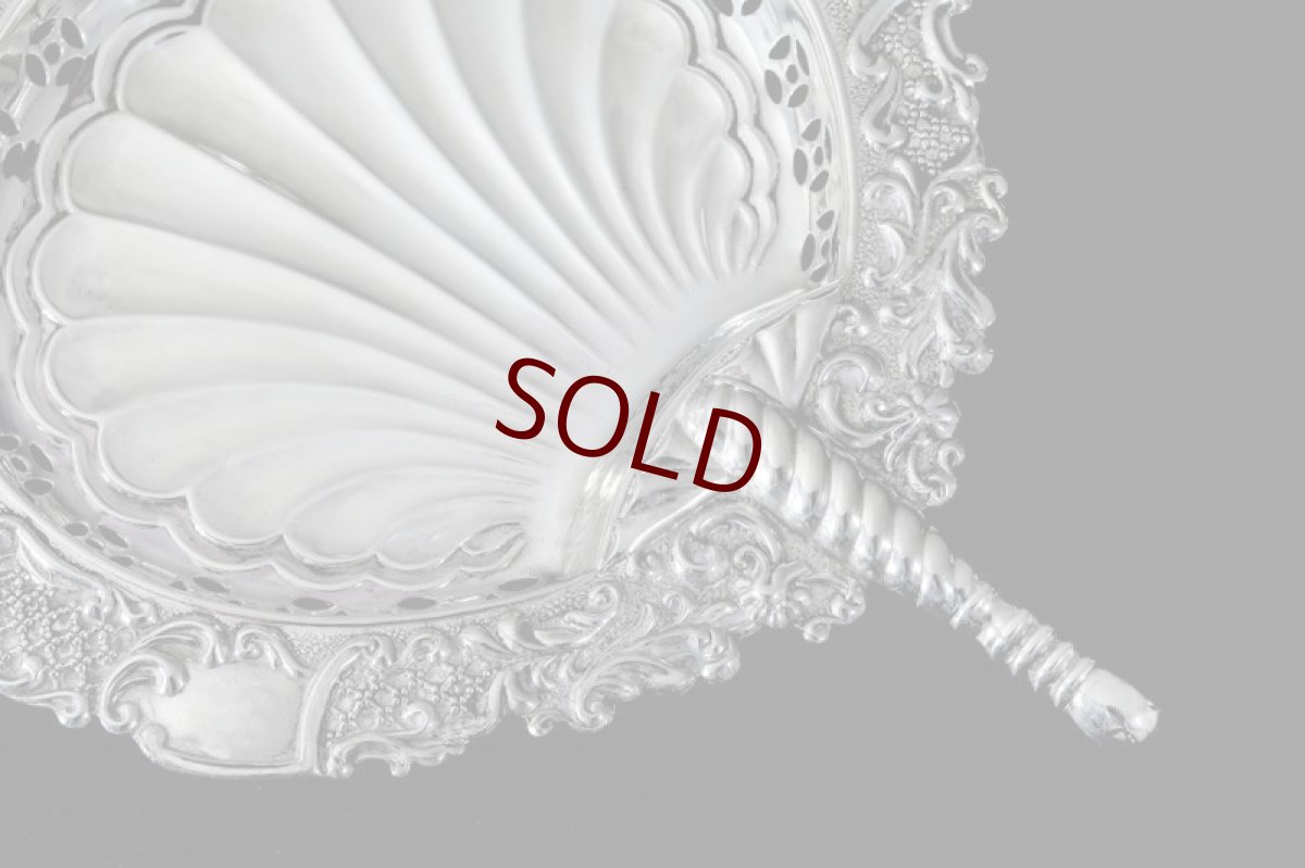 画像8: 純銀製 (925) 1896年 扇の形 ピン/ボンボンディッシュ 2組セット (8)