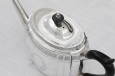 画像5: 純銀製(925) 1880年 アンティークシルバー ハンドメイド バチェラーサイズ ティーポット (5)