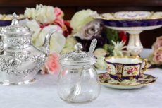 画像2: 純銀製(925)アメリカンC.1930 薔薇とお花の打ち出し　ジャムポット＆スプーン (2)