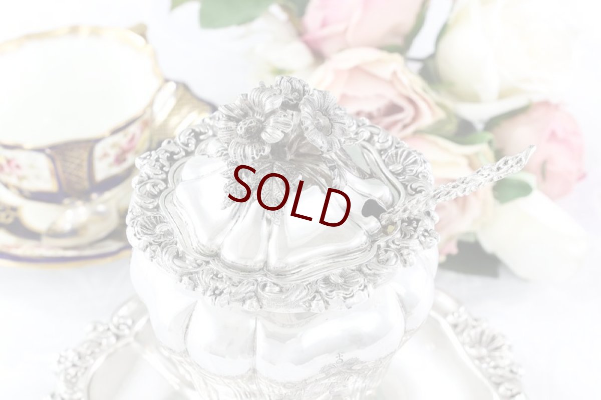 画像4: 純銀製(950)フランス製 ファーストミネルヴァ お花の摘み ロココスタイル 貴族の紋章入り キャビア/ジャムポット (4)