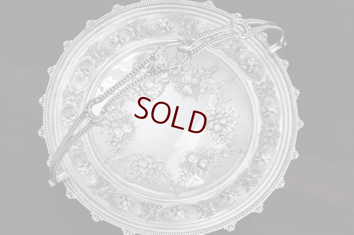 画像3: シルバープレート製 ヴィクトリア時代後期　お花と果物のガーランド　ケーキバスケット (3)