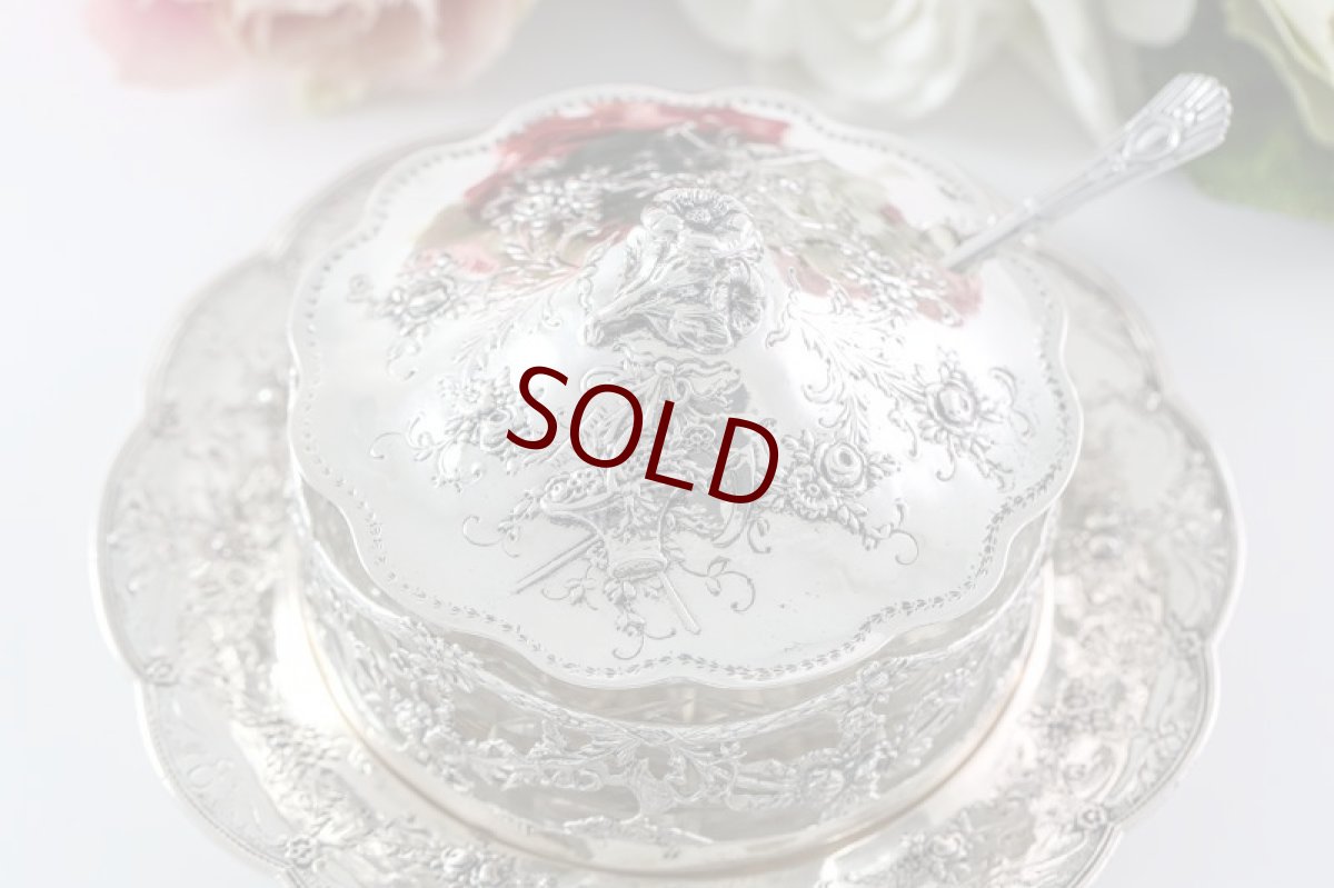 画像2: 純銀製(800)ドイツ製 1900年前後　薔薇のガーランド お花の摘み　透かし細工　バターディッシュ (2)