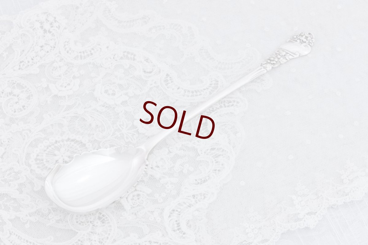 画像6: 純銀製(925) 1906年　お花の装飾ハンドル、透かし細工のサラダサーバー (6)