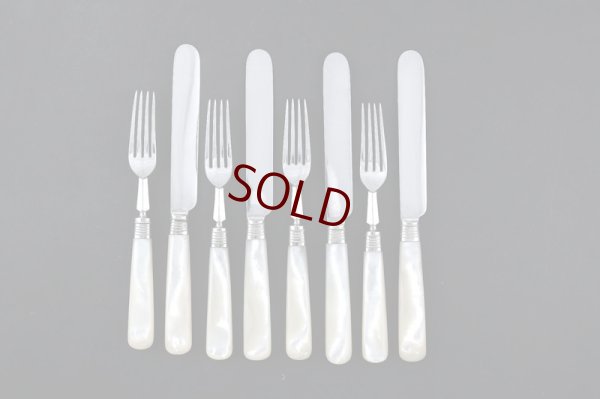 画像4: シルバープレート製 1893年制作　白蝶貝ハンドル　デザートカトラリー４組セット