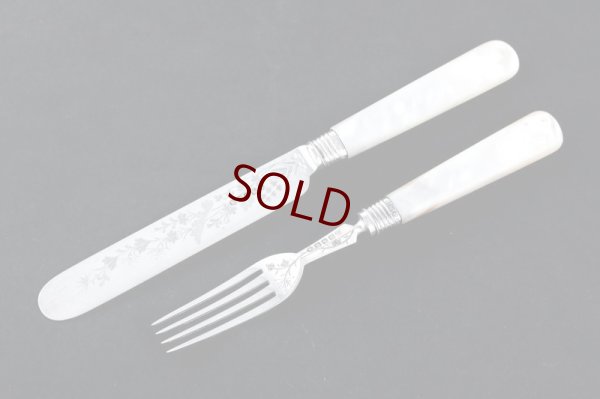 画像5: シルバープレート製 1893年制作　白蝶貝ハンドル　デザートカトラリー４組セット