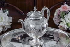 画像3:  シルバープレート  ヴィクトリアン Martin, Hall & Co.  果物とお花のガーランド　ティー３点セット (3)