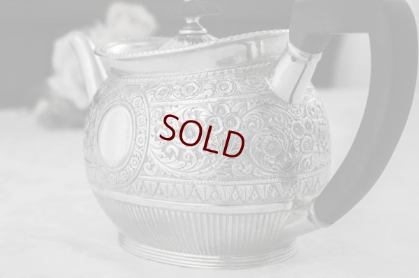 画像6: シルバープレート製　1910-20年代　ハンドチェイシング　お花とスクロール　ティー＆コーヒー4点セット