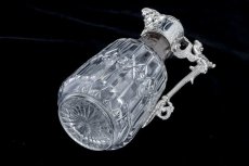 画像12: シルバープレート製ヴィクトリアン　ブドウの葉と実の手彫り彫刻 ハンドカットクリスタルグラスクラレットジャグ (12)