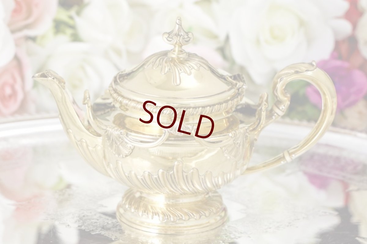 画像2: 純銀製(925) 1913年 特級 バーナード 総金鍍金ギルド  バチェラーサイズ ティーセット (2)