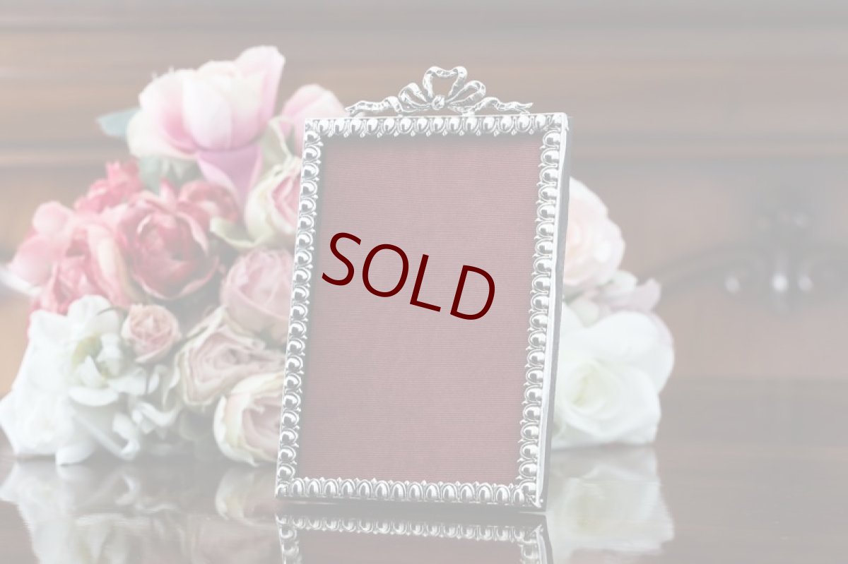 画像1: 純銀製（925）1897年　リボン装飾の写真立て　 (1)