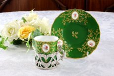 画像2: 純銀製(925)1909年　リボンとお花のガーランドのホルダー　コールポート　薔薇のコーヒーセット (2)