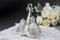 画像10: 純銀製(925)　1881年　ヴィクトリアン　リボントップ　純銀と手彫りグラスのクリュエットセット (10)