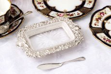 画像9: 純銀製（925）1898年　ロココ調　打ち出し彫刻　カットグラス　バターディッシュ (9)