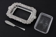 画像4: 純銀製（925）1898年　ロココ調　打ち出し彫刻　カットグラス　バターディッシュ (4)