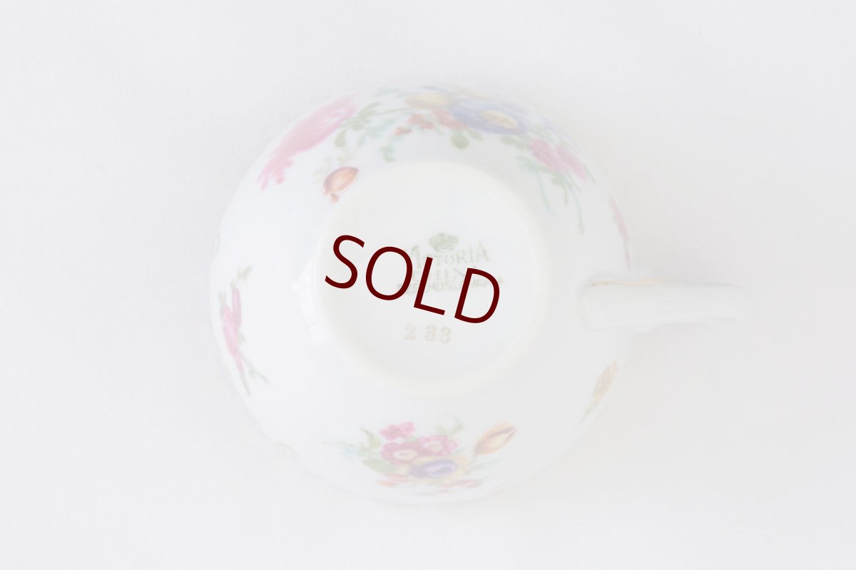 画像7: ヴィンテージ陶器　１９３０年代　チェコ製　手描き　ブーケと金彩のトリオセット２ (7)