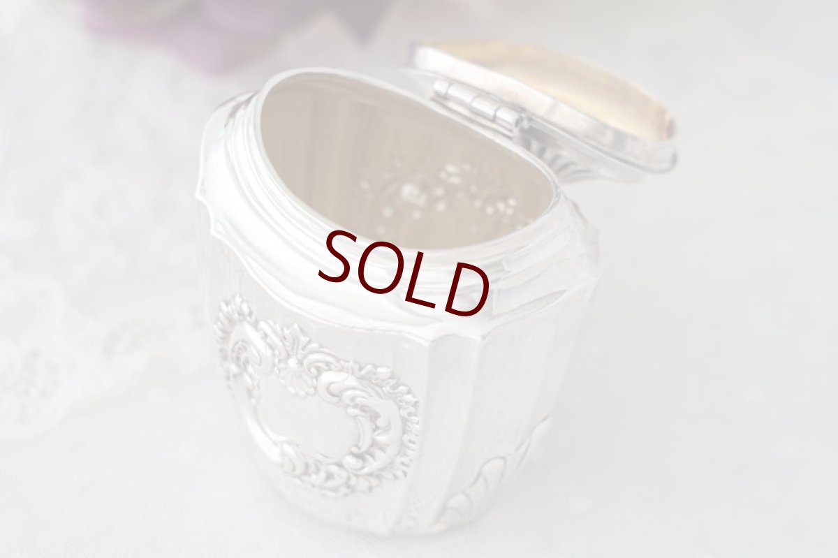 画像6: 純銀製(925) 1905年 アンティークシルバー ロココスタイル ティーキャディー (6)