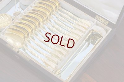 画像1: 純銀製(950) アンティークシルバー フランス製 ファーストミネルヴァ 総金鍍金 ティースプーン12本、シュガートング、ティーストレイナー、ティーキャディースプーンセット