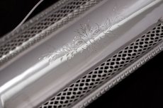 画像3: シルバープレート　ビンテージ　一番人気！　手彫り装飾　ビスケットトレイ (3)