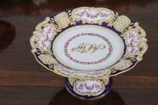 画像2: アンティーク陶磁器 1871年 コープランド ルイーズ王女ご成婚記念 ペア　コンポート/ケーキスタンド/タッツア・/コンポート  (2)