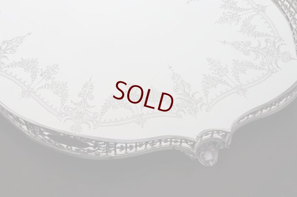 画像6: 純銀製(925) 特級 1911年 マッピン＆ウェッブ 制作 リボンとお花のガーランド彫刻 ハンドカット ギャラリートレイ