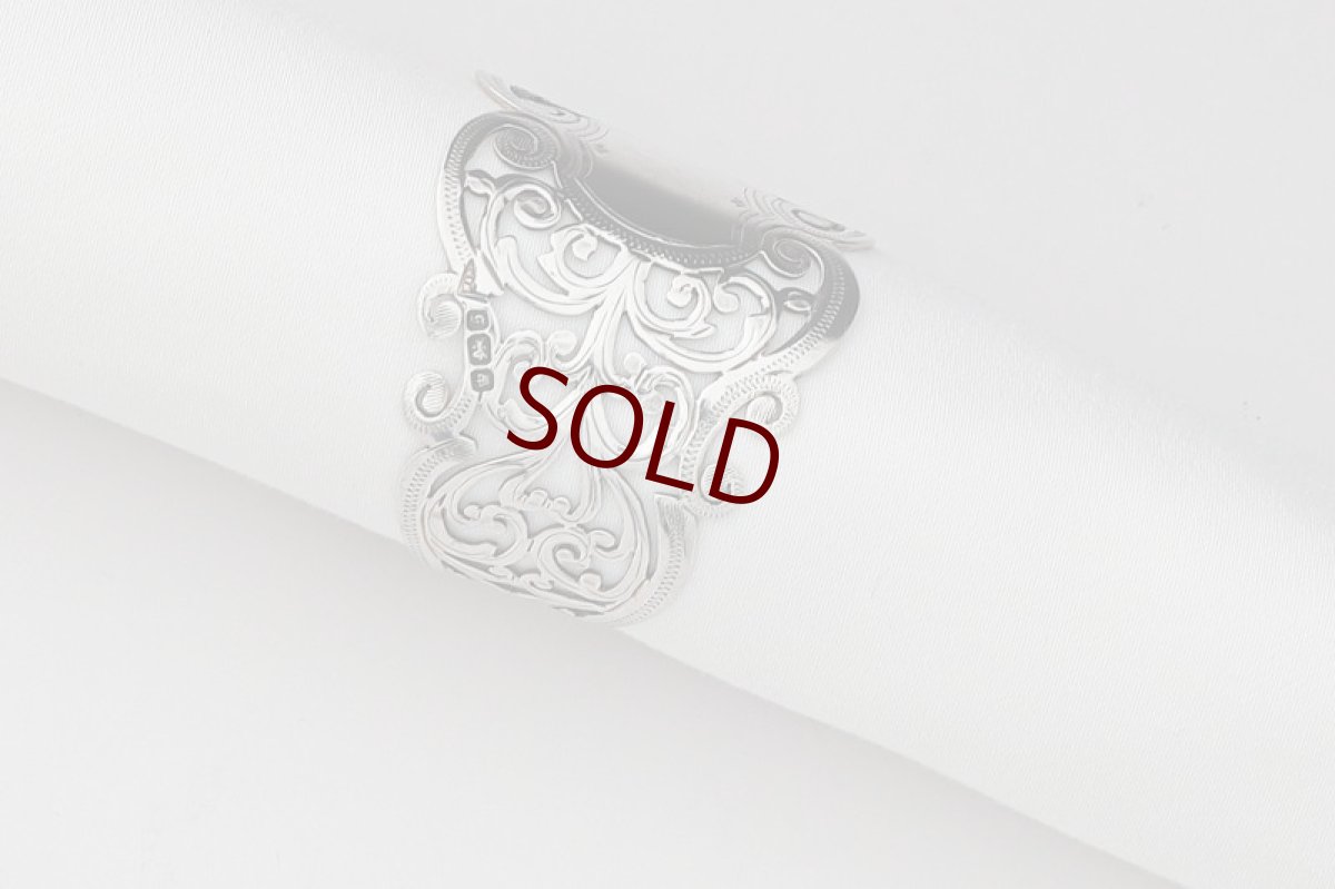 画像4: アンティークシルバー 純銀製　総透かし細工ピアッシング ナプキンリング (4)