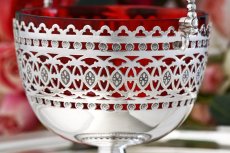 画像4: アンティークシルバー、シルバープレート クランベリーグラス　細かな透かし細工 シュガーバスケット (4)