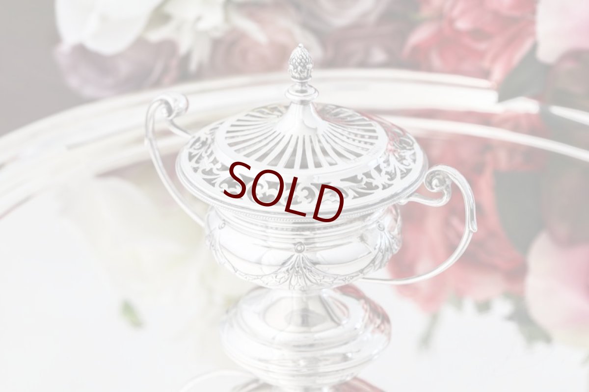 画像7: アンティークシルバー 純銀製 ハンドカットピアスワーク透かし細工 ガーランド装飾 ポプリポット　 (7)