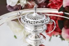 画像7: アンティークシルバー 純銀製 ハンドカットピアスワーク透かし細工 ガーランド装飾 ポプリポット　 (7)