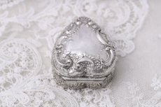 画像6: アンティークシルバー 純銀製(925) ヴィクトリアンロココ ハートのリングボックスその2 (6)