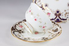 画像14: アンティーク陶磁器　コールポート　総手描き　薔薇とスクロール、金彩　ペア　ティーカップトリオセット (14)